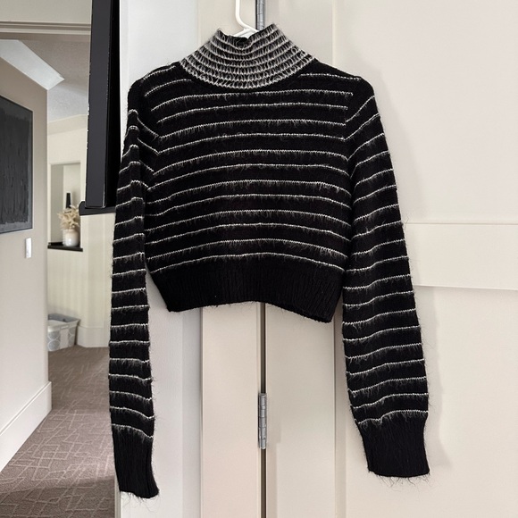 Topshop Sweater - Picture 1 of 4